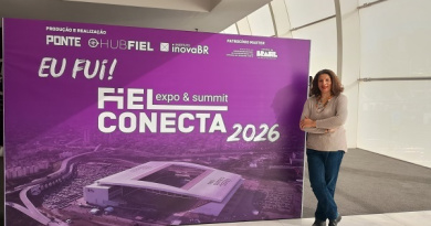 Diretora da Editora Kriô Comics, Edna Pessanha, esteve presente no FIEL Conecta Expo e Summit que aconteceu na Neo Química Arena